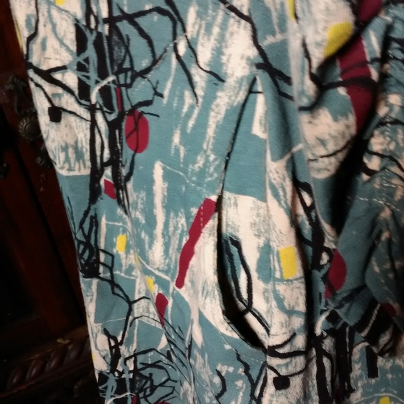 Effie's Heart Shirt w/pockets Size Small Woman. - Picture 6 of 8